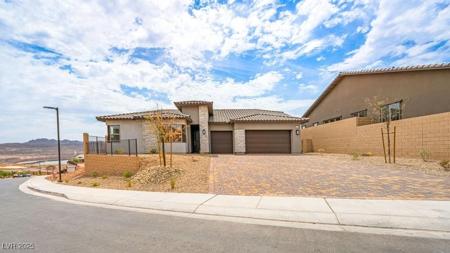 243 Paraggi Bay Drive