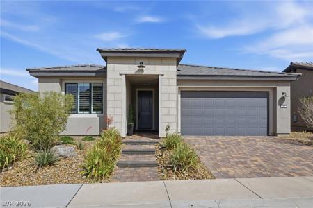 14 Sun Mirage Avenue