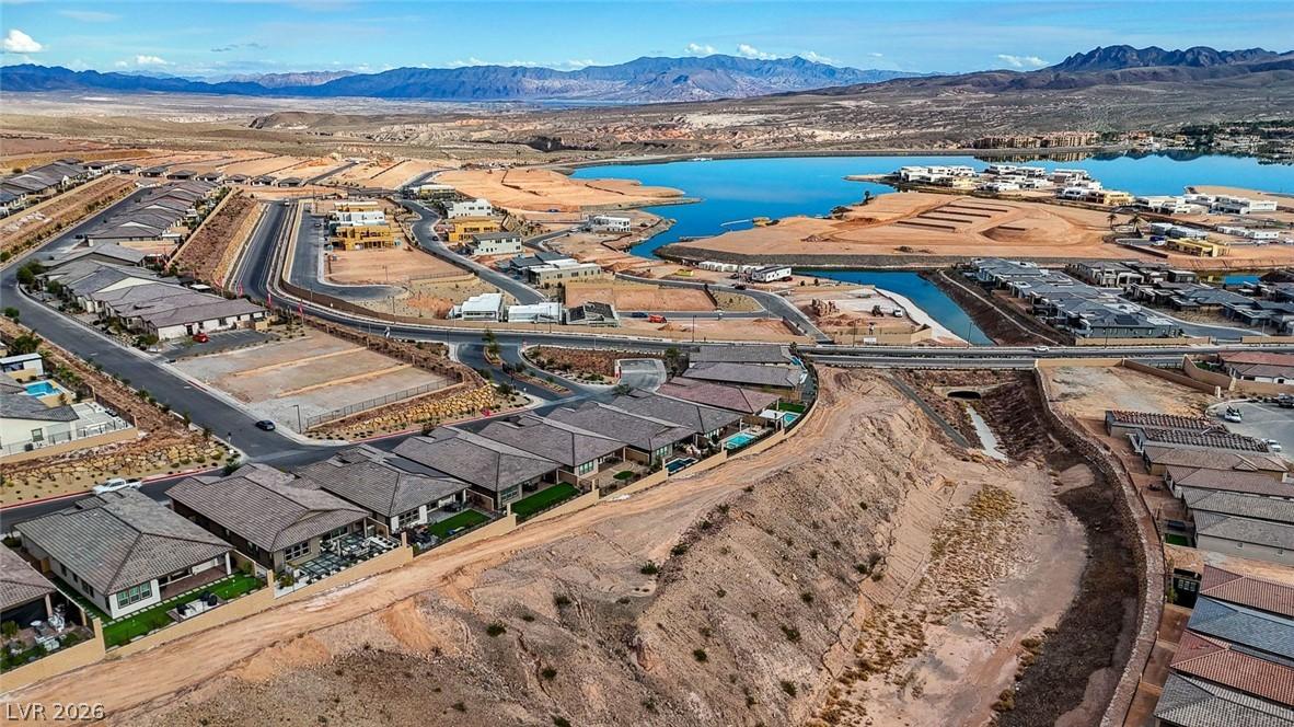 Image 1: Lake Las Vegas