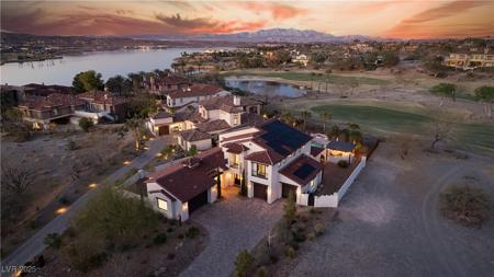18 Grand Corniche Drive