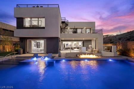 5 HIGHLAND COVE Lane