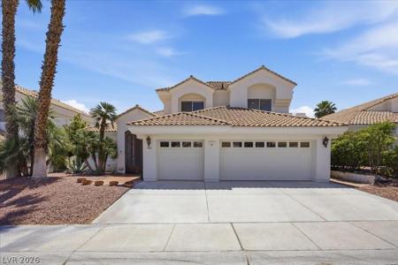 8105 Lake Hills Drive