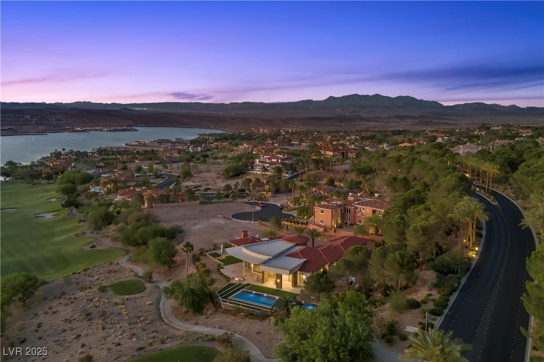 Image 2: Private secluded hilltop estate in views
