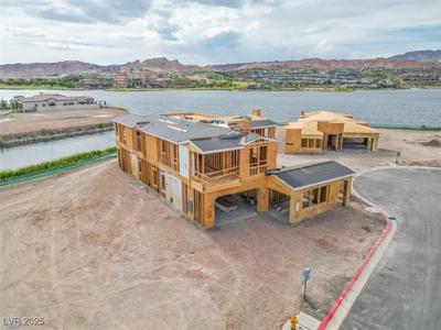 65 Bellissima Lago Court