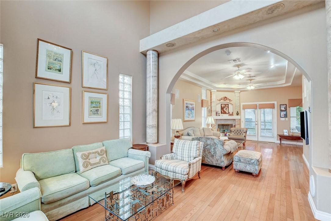 Image 3: Formal living room