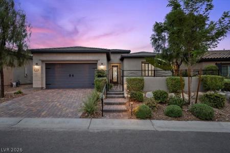 44 Stone Yucca Court