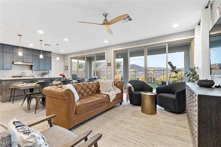 14 Parco Fiore Court