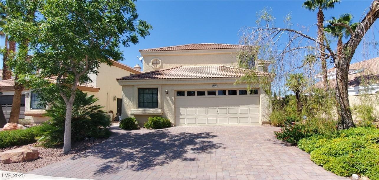 Image 2: Mediterranean / spanish house with a tile roof, st