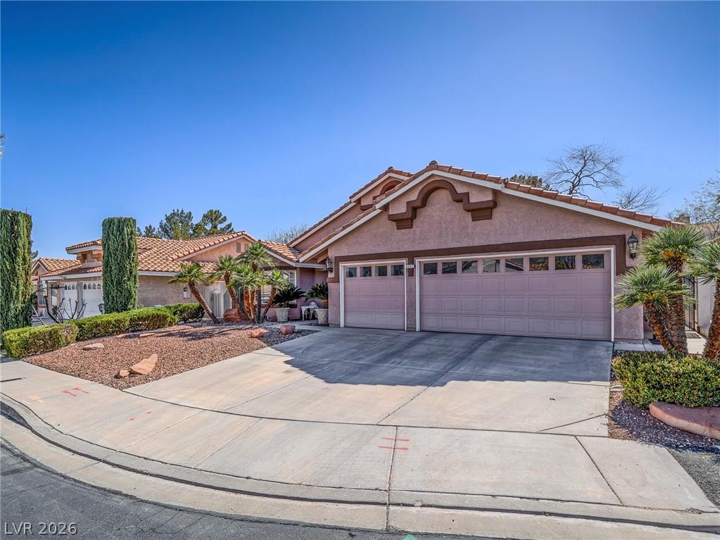 Image 3: Mediterranean / spanish-style house with stucco si