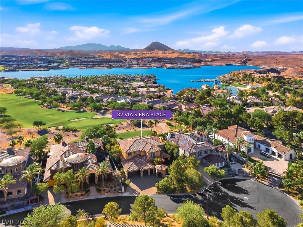 Image 3: Discover a magnificent residence with an exclusive