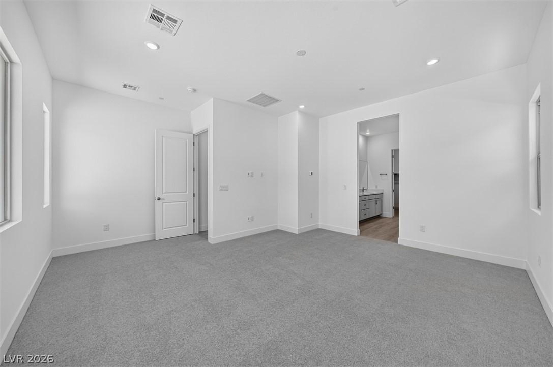 Image 4: 382 Tigullio Avenue ~ Ready Now