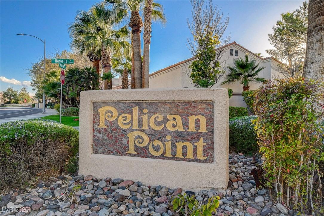Image 4: View of community / neighborhood sign