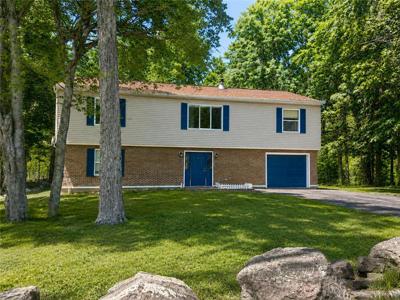 897 Country Place Drive