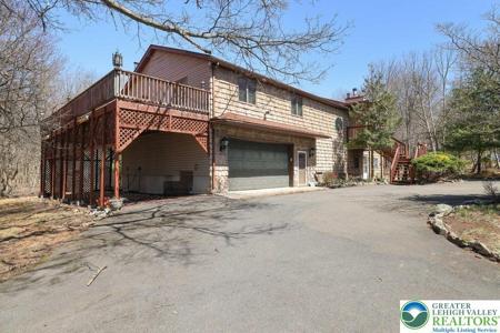 175 Winding Way