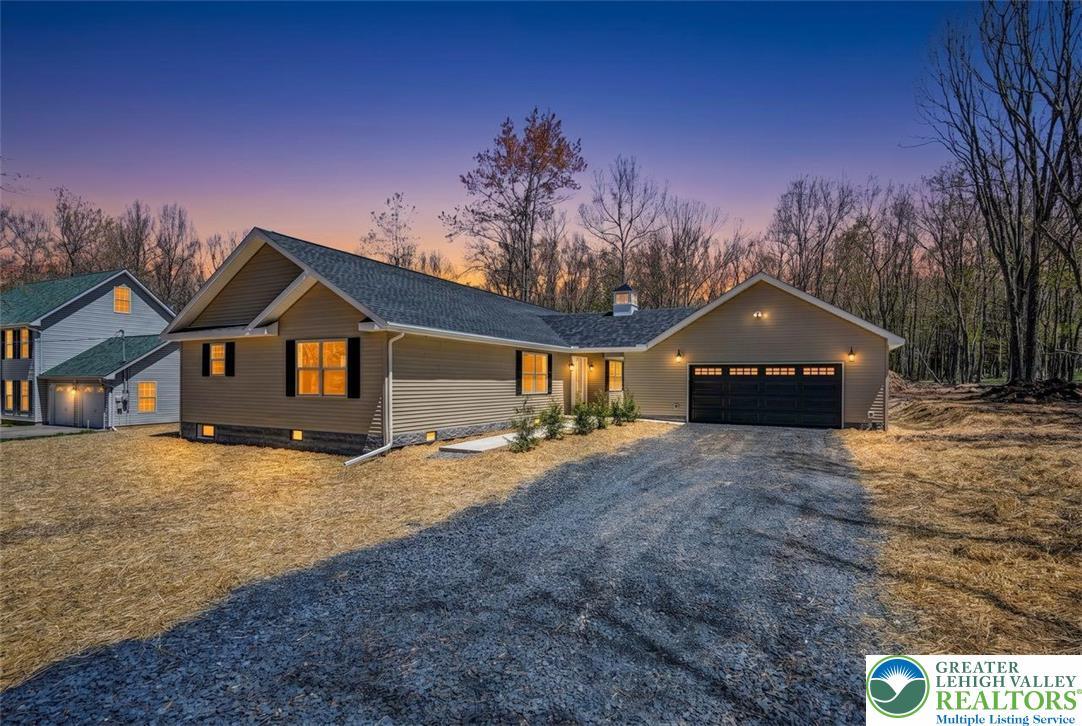 Image 1: Pocono Ranch on 1+ Acre Lot!maintained exterior, a