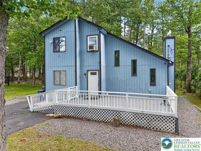 3335 Woodland Drive