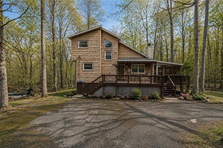 1328 Winding Way
