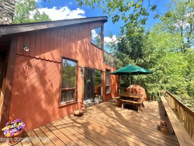 15 Chalet Court