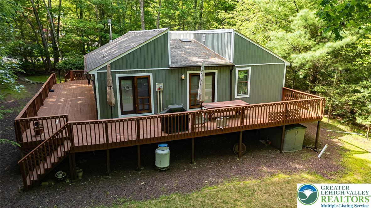Image 4: Back of House