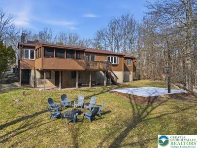 181 Williams Lane