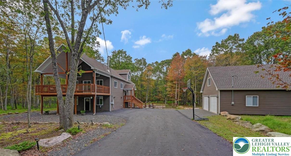 Image 1: 4BD/3BTH 2021 Masterpiece with 3 finished levels o