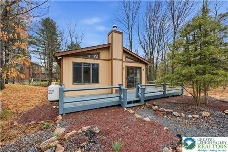 391 Towamensing Trail