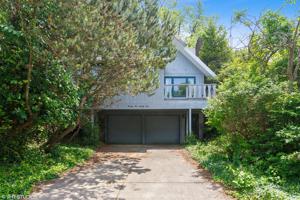 2521 Lake Shore Drive
