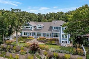 3405 Lake Shore Drive