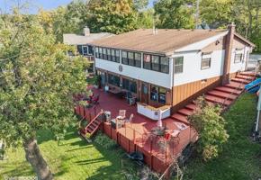 1218 River Terrace