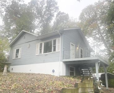 820 N Vanderburg Street