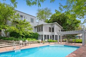 3002 Lake Shore Drive