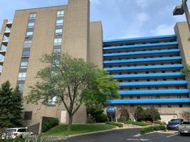 100 Lakeshore Drive