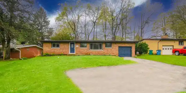 264 W Johnson Road