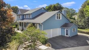427 Hampshire Court