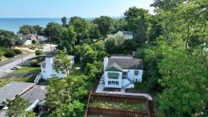 5 Beach Lane
