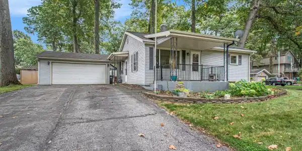 225 Holton Road