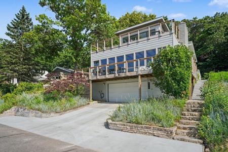 419 E Lake Front Drive