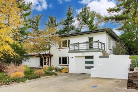 49 Aspen Road