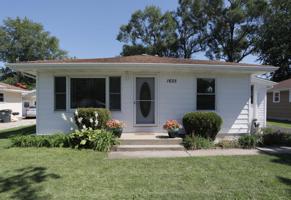 1625 Vine Court