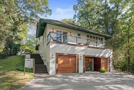 3530 Manitou Trail
