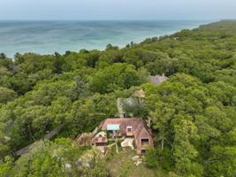 3545 Manitou Trail
