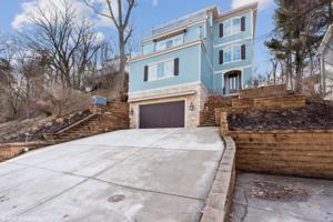 1405 Lake Shore Drive