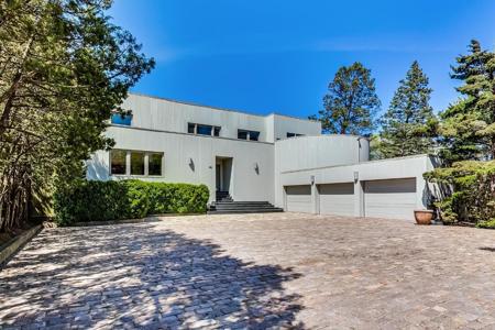 28 Shore Drive
