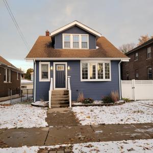 1423 Lake Avenue