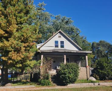 1621 W 10th Street