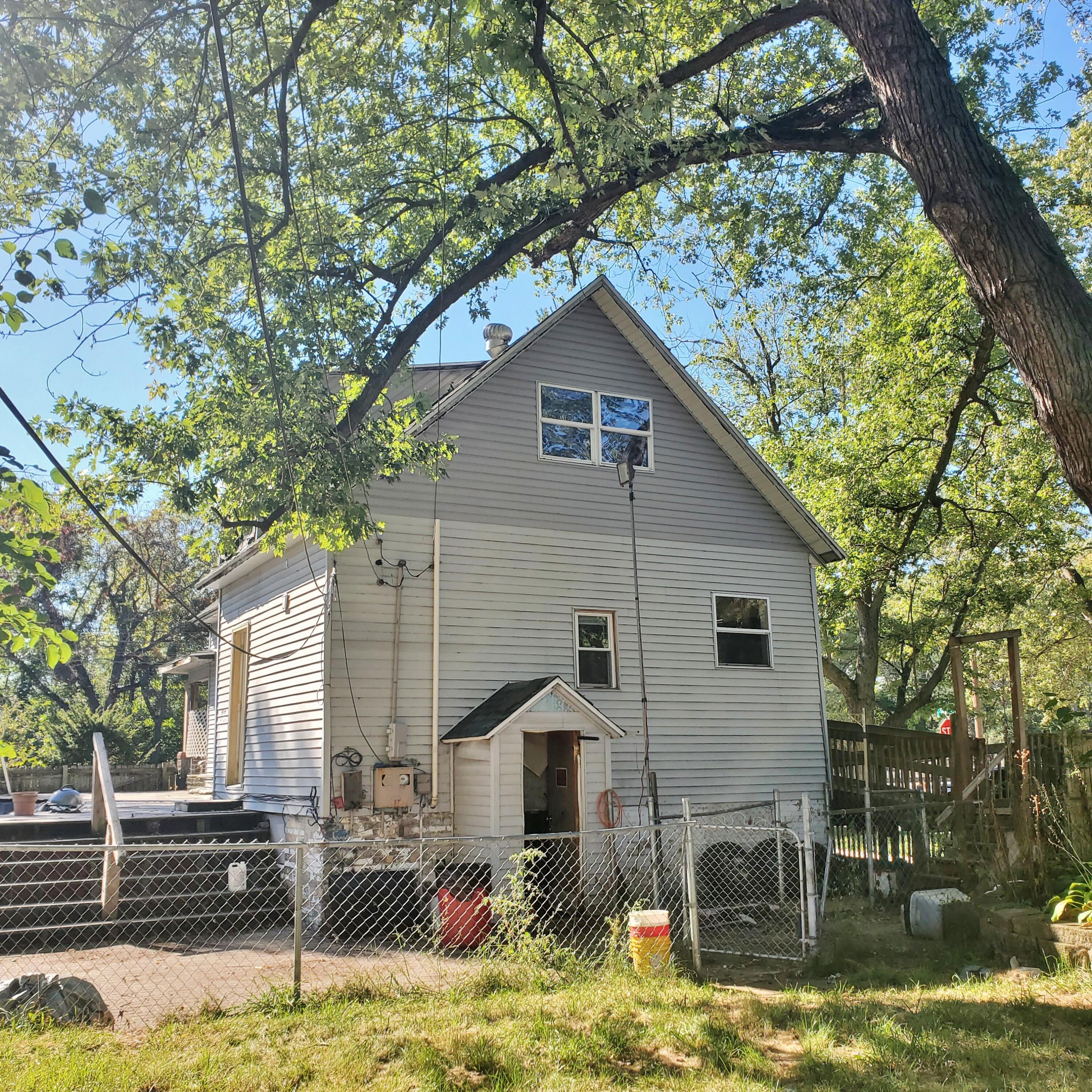 Image 4 Image 4