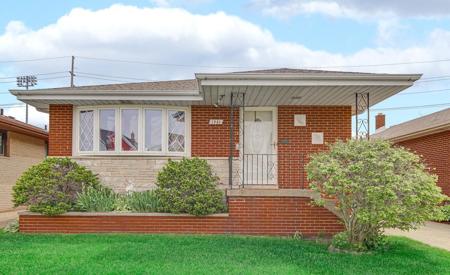 1941 Schrage Avenue