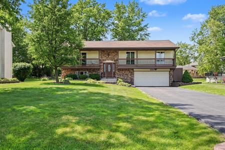 1594 Sunnyslope Drive
