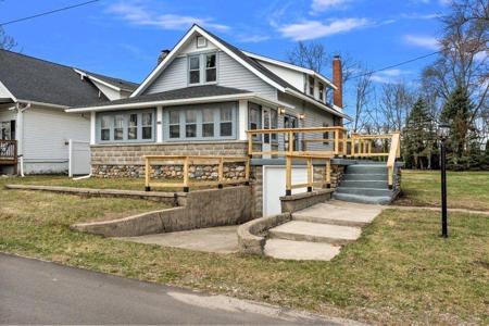 1228 N Main Street