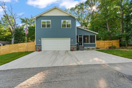 4200 Cardinal Lane